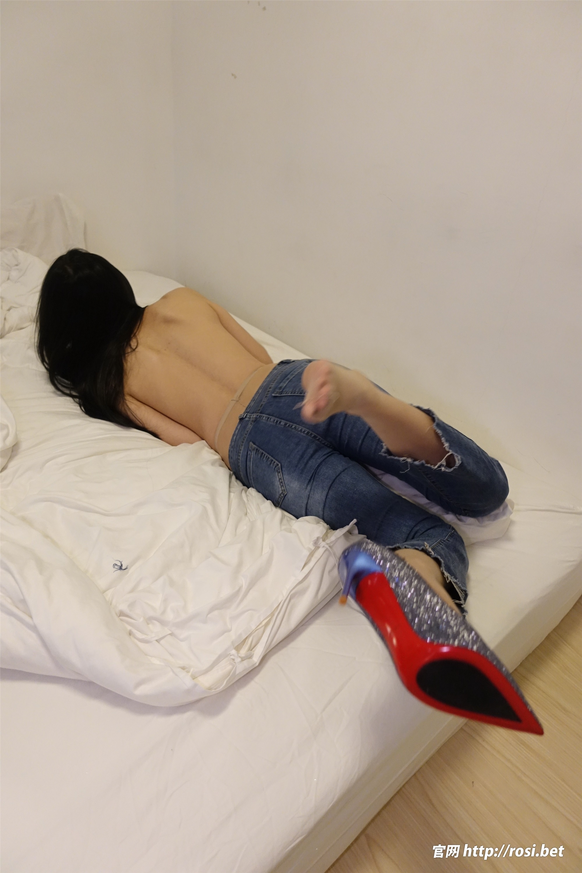 ROSI写真 2024.11.05 NO.4719